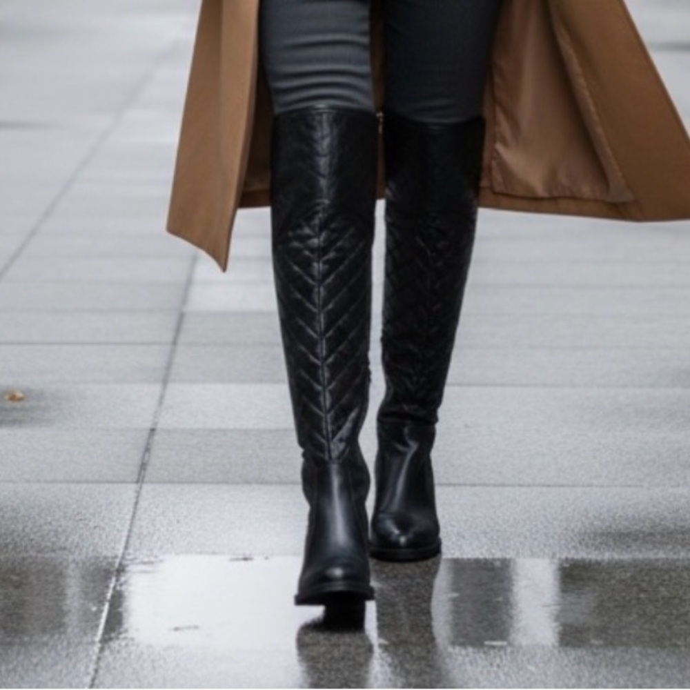 Tory Burch Elegant Black Knee-High Boots size 8M block heels
